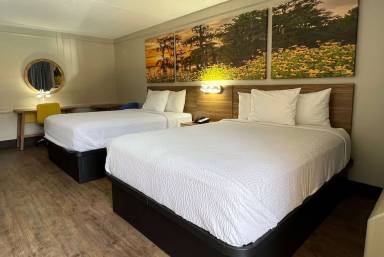 Motel Pool Ensley