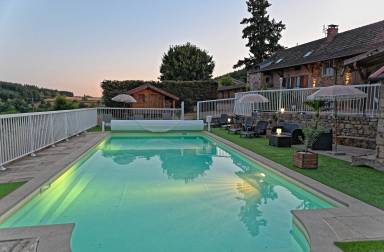 Maison entièrement équipée avec piscine privée, jacuzzi et sauna