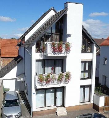 Apartment Balcony Bergen-Enkheim