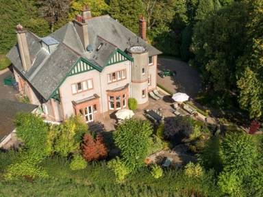 House  Selkirk