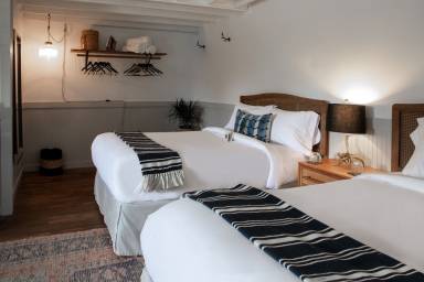 Lodge  West Copake