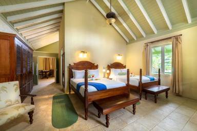 Resort Pool La Plaine