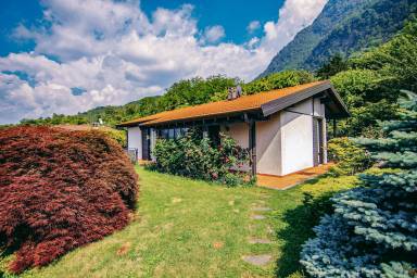 90 m² House