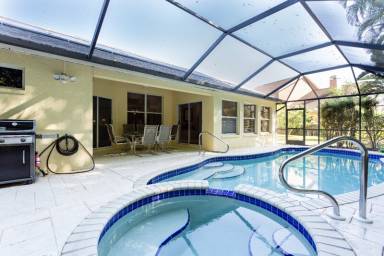 House Estero