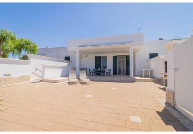 House Balcony/Patio Torre Vado