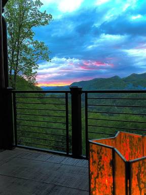 House  Tuckasegee