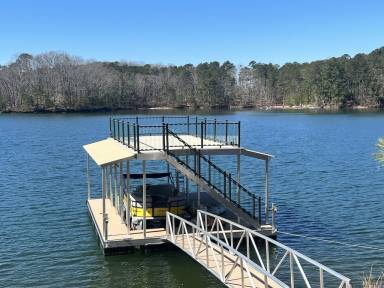 Chalet Flowery Branch