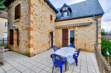 Maison de vacances avec terrasse et barbecue