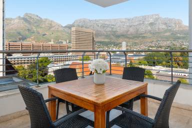 Wohnung mit Pool und Garten | Bo-Kaap-Nähe