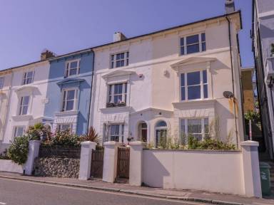 145 m² Cottage