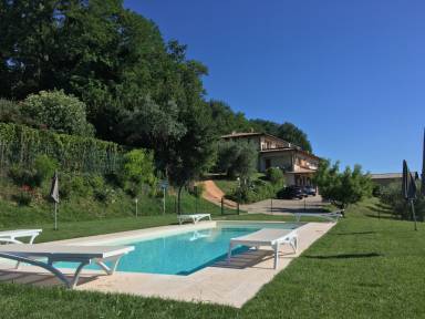 Gemütliche Wohnung in Moniga Del Garda mit Pool & Grill