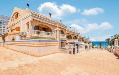 Casa Los Arenales del Sol