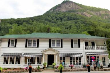 Bed and breakfast Chimney Rock