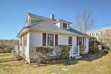 House  Hyannis