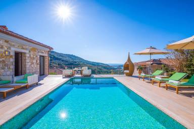 Vakantiehuizen en appartementen in Epirus - HomeToGo