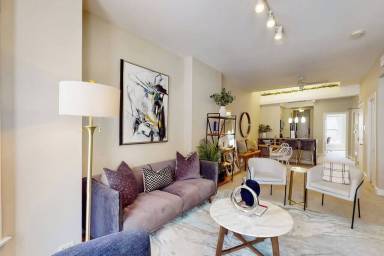 Apartment  Near North