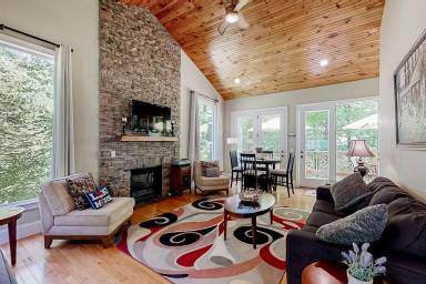 Cabin  Maynardville
