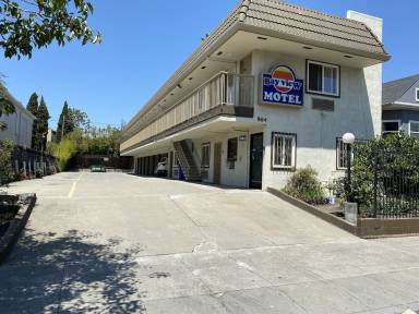 Motel  South Berkeley