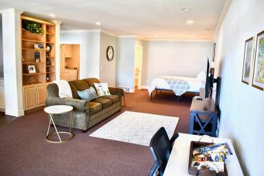 Apartment Bountiful