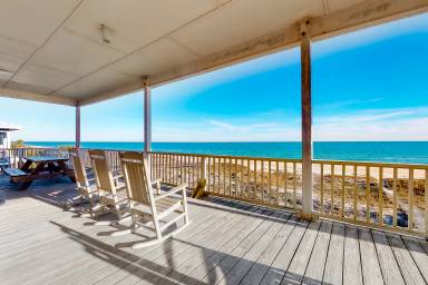 House Saint George Island