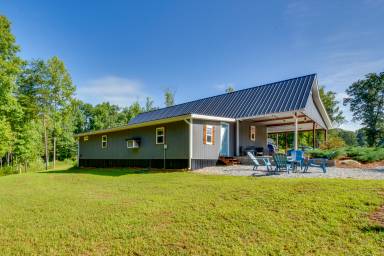 Enjoy a relaxed vacation at your Clarkesville vacation home - HomeToGo