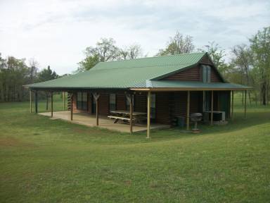 Cabin Pettit
