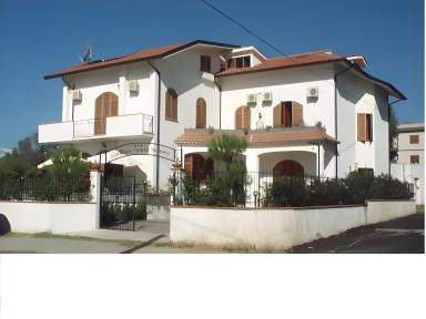 Appartamento con servizi da hotel 100 m²