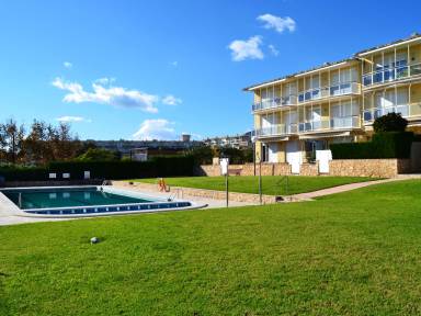 Acogedor apartamento vacacional con piscina y jardín | Al lado de la playa