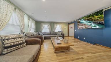 House  Rockford