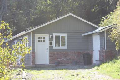 Cabin Freeland