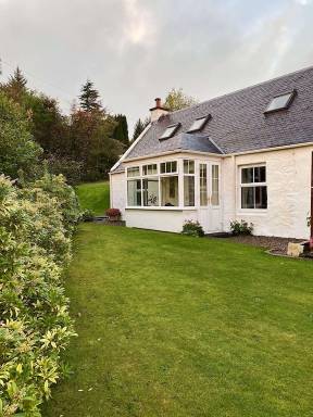 Cottage Lamlash