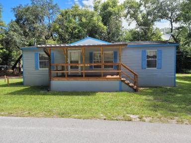 Cabin Lake Wales