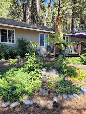 House Pollock Pines