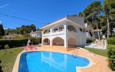 Villa de 323 m²