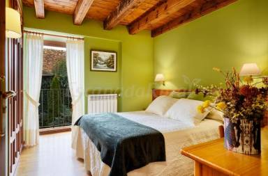 Casa rural con jardín, piscina y terraza | Vistas a la montaña