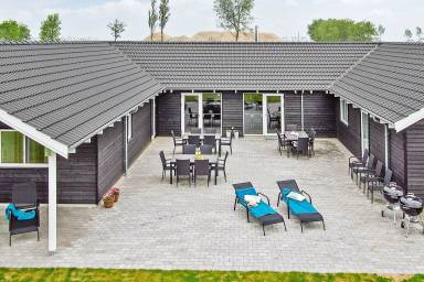 267 m² Ferienhaus