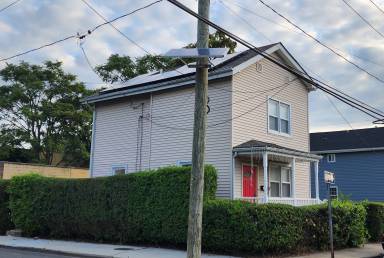 House  Palisades Park