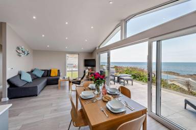 Fully equipped lodge