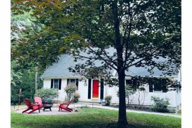 Cottage  Franklin Township