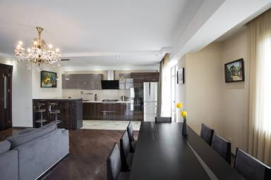 Ferienwohnung Isani-Samgori