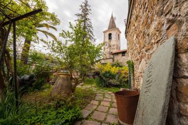Apartment Apricale