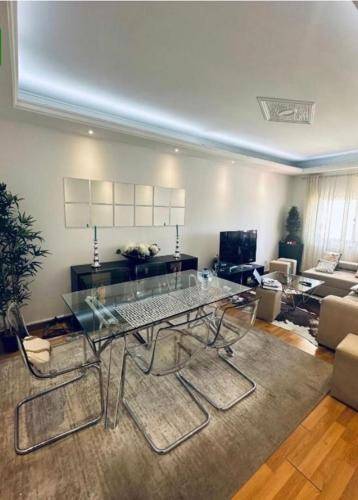 Bed and breakfast  Loures