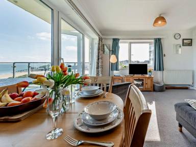 Flat | Water view