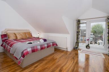House Hendon