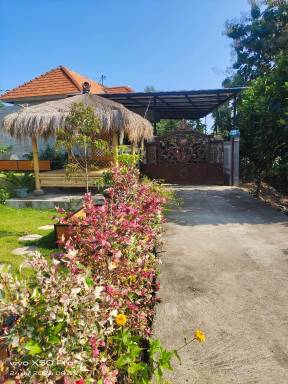 300 m² Villa