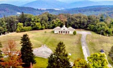 Villa Blue Ridge Summit