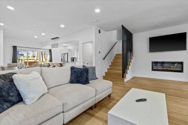 279 m² House