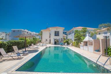 House Protaras