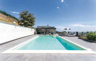 150 m² House