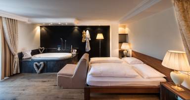 Accommodation Pool Oberrasen